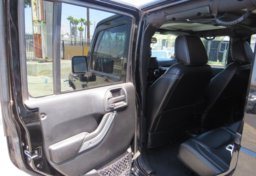 2013 Jeep Wrangler Unlimited - Image 22