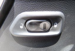 2013 Jeep Wrangler Unlimited - Image 39