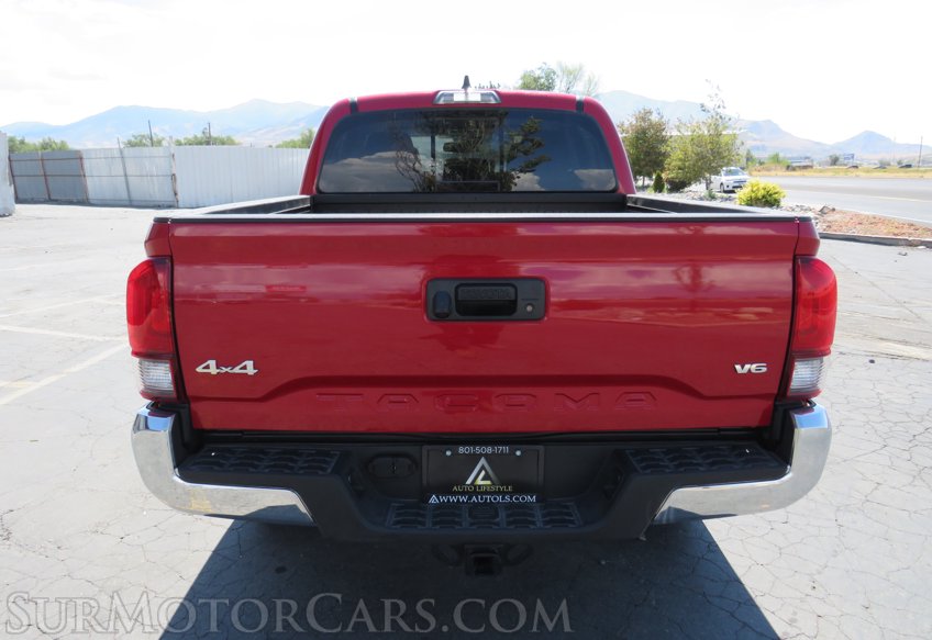 2022 Toyota Tacoma 4WD - Image 11