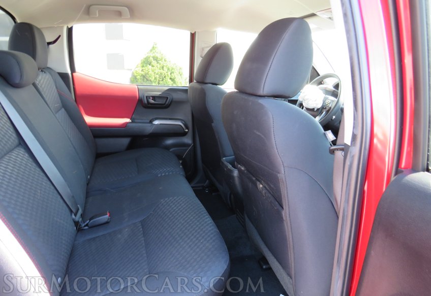 2022 Toyota Tacoma 4WD - Image 31