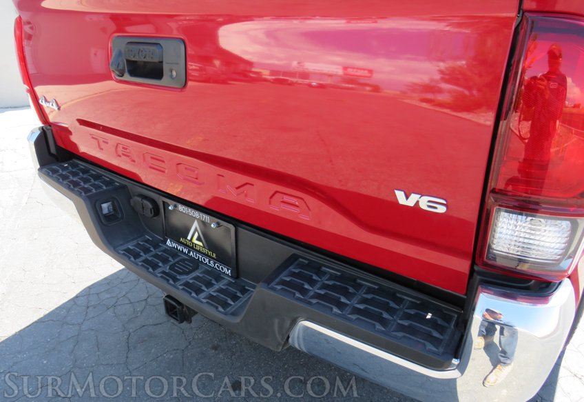 2022 Toyota Tacoma 4WD - Image 24