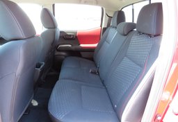 2022 Toyota Tacoma 4WD - Image 32