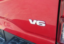 2022 Toyota Tacoma 4WD - Image 19