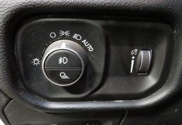 2020 Ram 1500 - Image 38