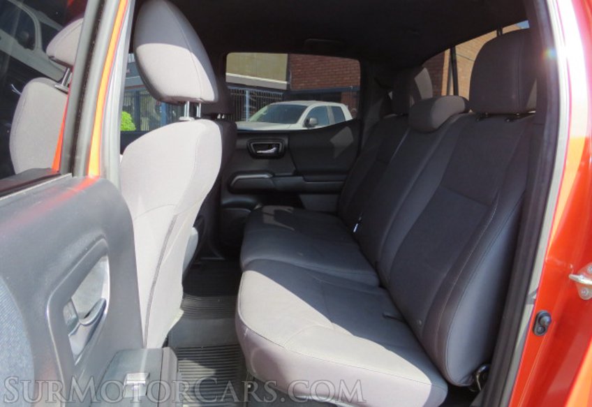 2017 Toyota Tacoma - Image 17