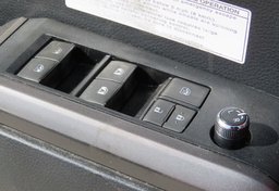 2017 Toyota Tacoma - Image 38