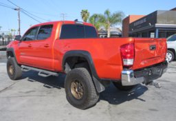 2017 Toyota Tacoma - Image 2