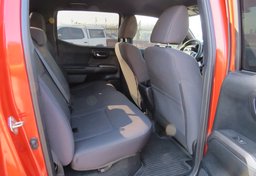 2017 Toyota Tacoma - Image 22