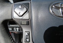 2017 Toyota Tacoma - Image 44