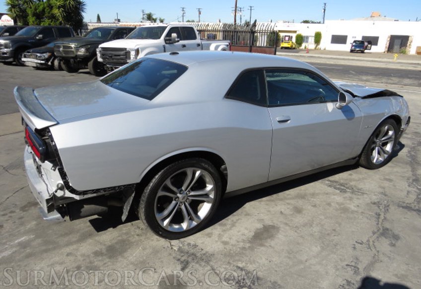 2020 Dodge Challenger - Image 6