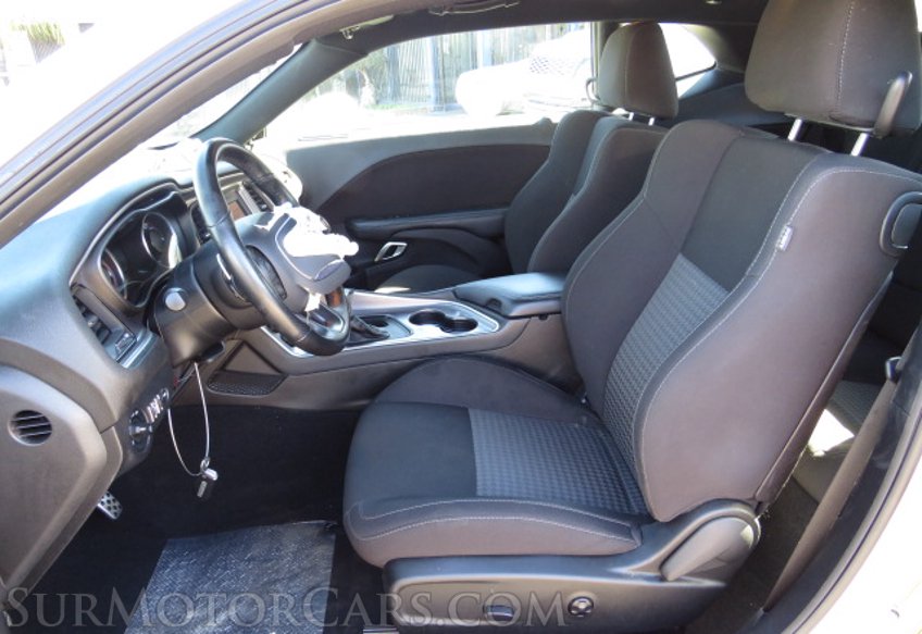 2020 Dodge Challenger - Image 23