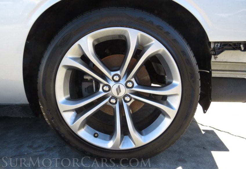 2020 Dodge Challenger - Image 17