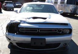 2020 Dodge Challenger - Image 9