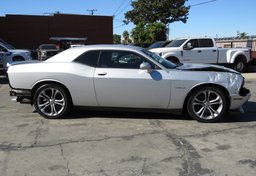 2020 Dodge Challenger - Image 12