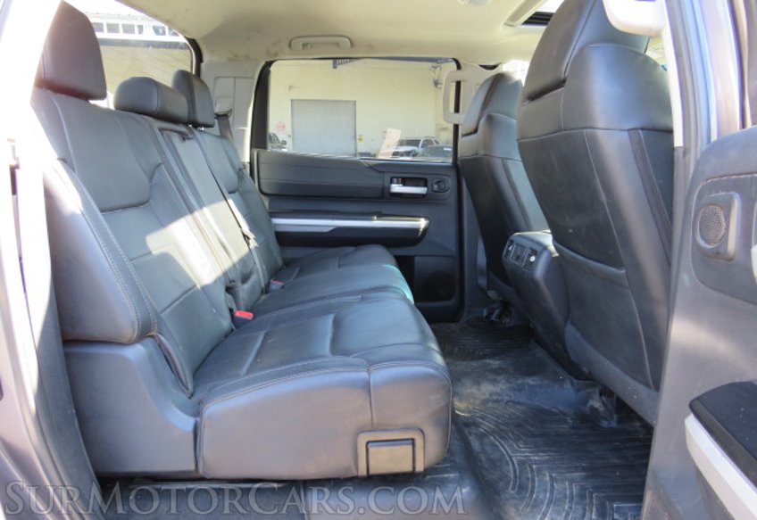 2015 Toyota Tundra 4WD Truck - Image 31
