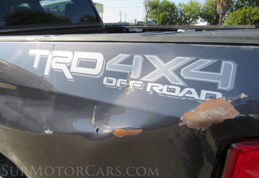 2015 Toyota Tundra 4WD Truck - Image 21
