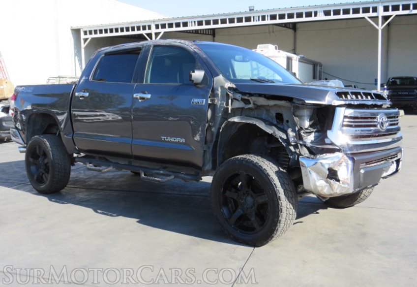 2015 Toyota Tundra 4WD Truck - Image 4