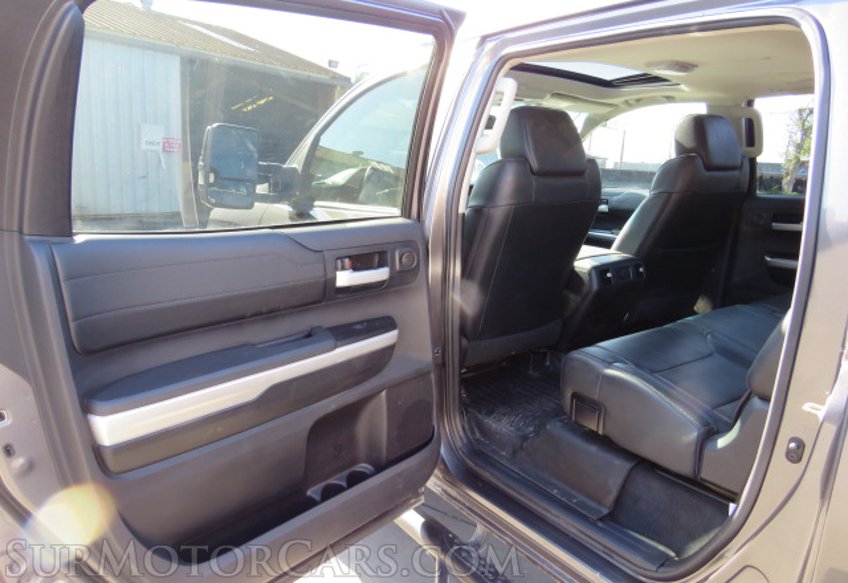 2015 Toyota Tundra 4WD Truck - Image 24