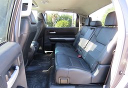 2015 Toyota Tundra 4WD Truck - Image 30