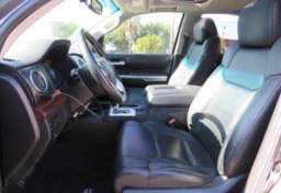2015 Toyota Tundra 4WD Truck - Image 26