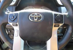 2015 Toyota Tundra 4WD Truck - Image 35