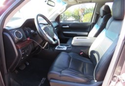 2015 Toyota Tundra 4WD Truck - Image 28