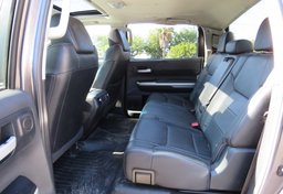 2015 Toyota Tundra 4WD Truck - Image 32