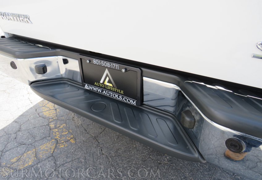 2019 Nissan Frontier - Image 17