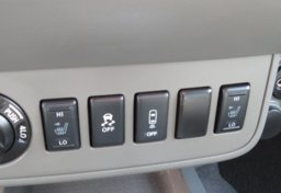 2019 Nissan Frontier - Image 36