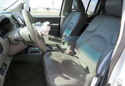 2019 Nissan Frontier - Image 22