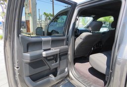 2017 Ford F-150 - Image 30