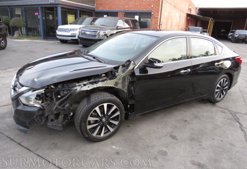 2018 Nissan Altima - Image 2