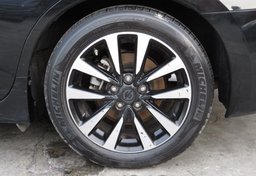 2018 Nissan Altima - Image 11