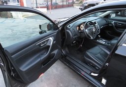 2018 Nissan Altima - Image 21