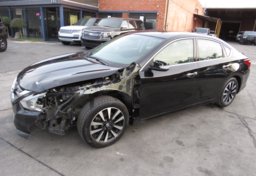 2018 Nissan Altima - Image 2