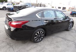 2018 Nissan Altima - Image 8