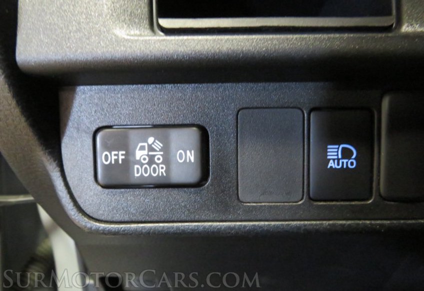 2019 Toyota Tacoma - Image 37