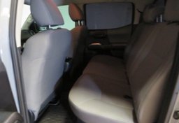 2019 Toyota Tacoma - Image 28