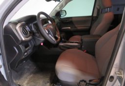 2019 Toyota Tacoma - Image 24