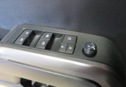 2019 Toyota Tacoma - Image 36