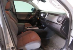 2019 Toyota Tacoma - Image 23