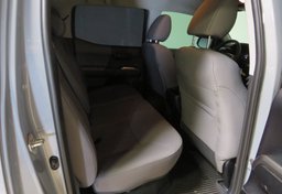 2019 Toyota Tacoma - Image 27