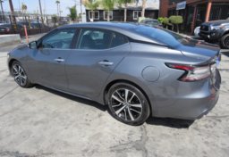 2021 Nissan Maxima - Image 4