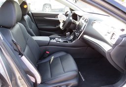 2021 Nissan Maxima - Image 28