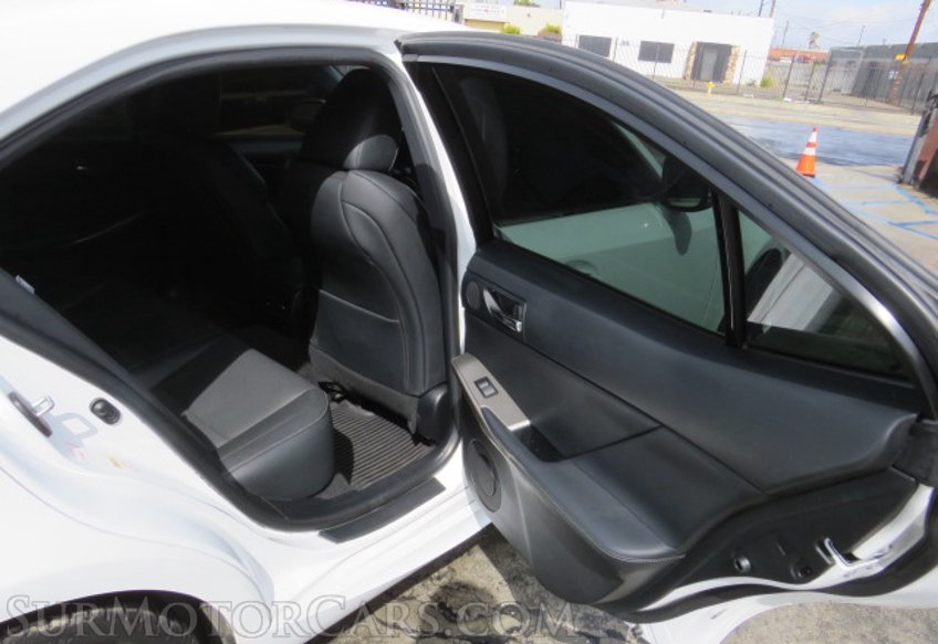 2015 Lexus IS 350 - Image 24