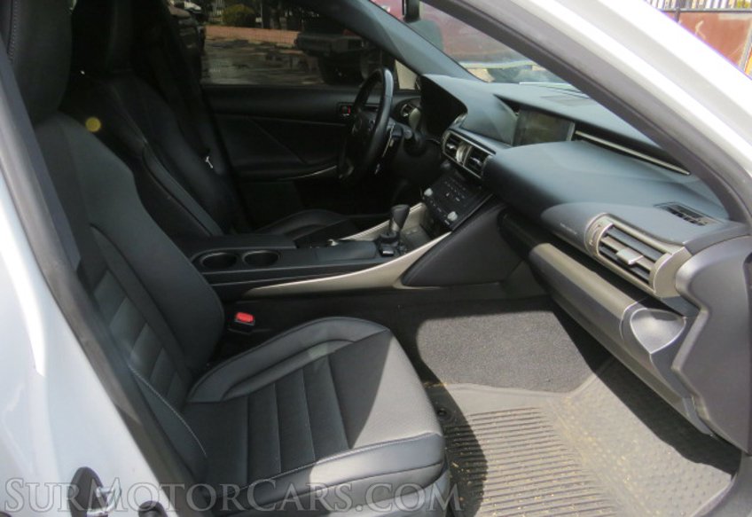 2015 Lexus IS 350 - Image 25