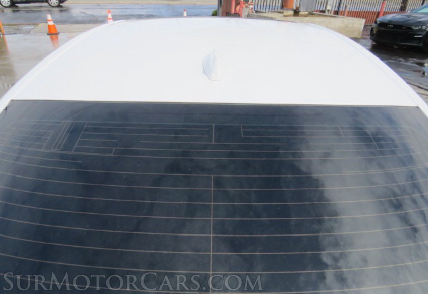 2015 Lexus IS 350 - Image 13