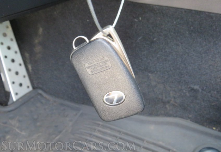 2015 Lexus IS 350 - Image 48