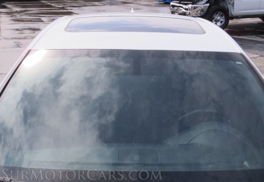 2015 Lexus IS 350 - Image 15