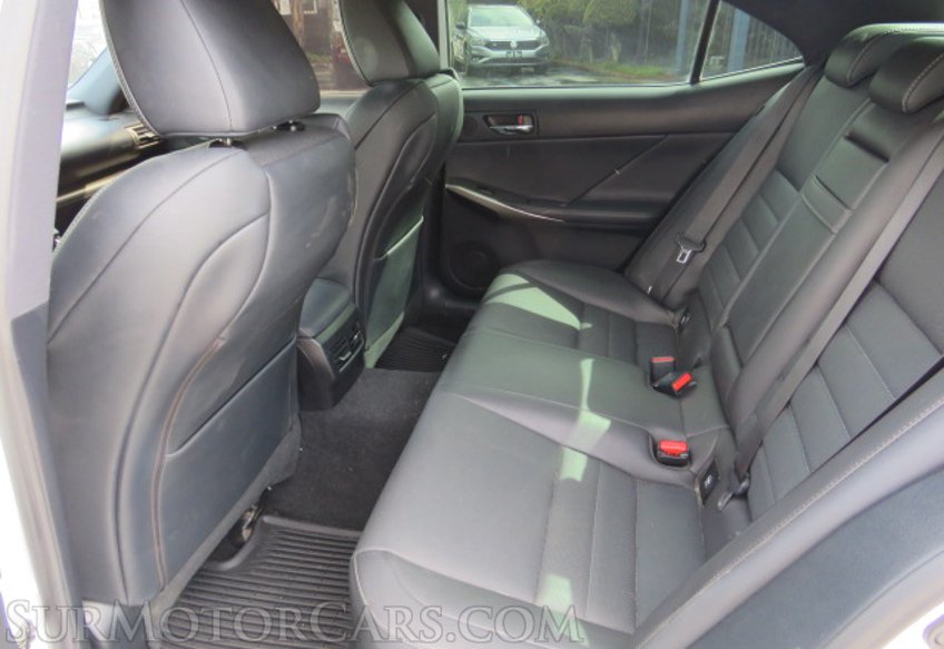 2015 Lexus IS 350 - Image 28